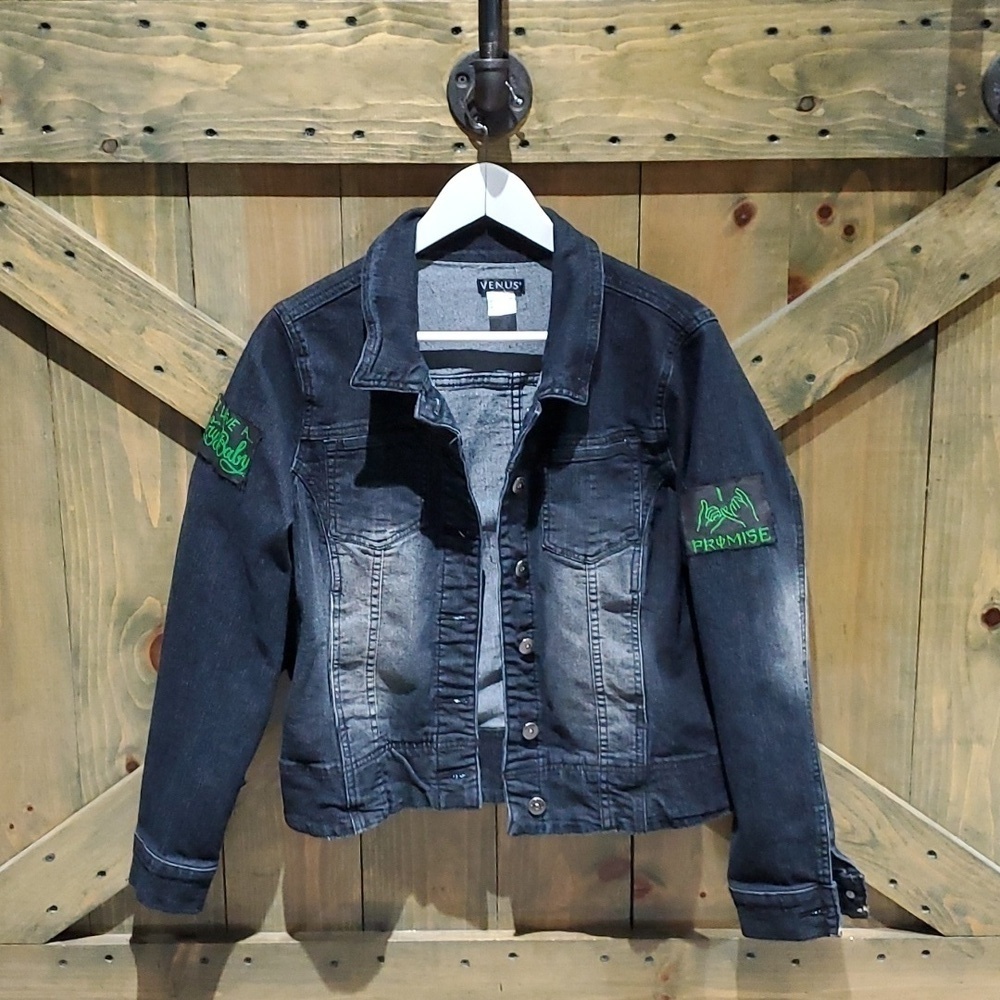 DENIM VENUS JEAN JACKET W STRETCH I LOVE A CRY BABY PATCHWORK Classroom PUNK